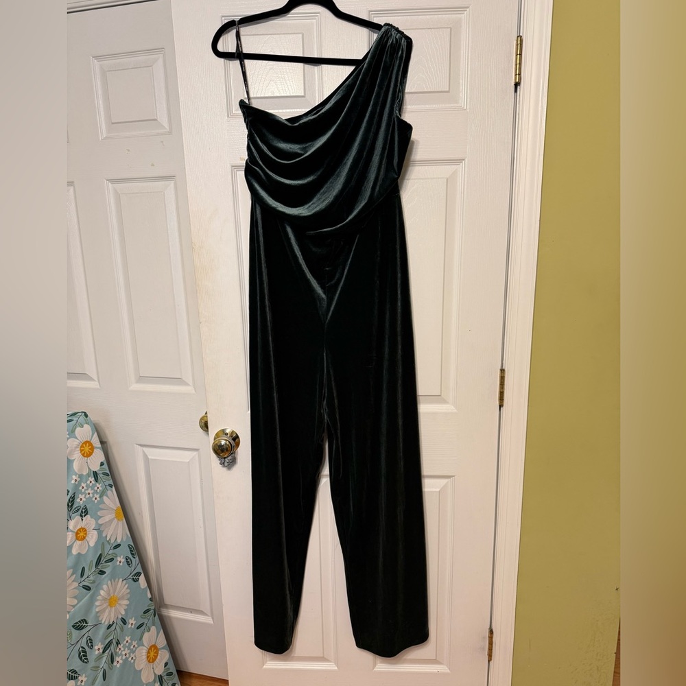 Anne Klein Green Velvet Jumpsuit 12-14 Large - Picture 4 of 7